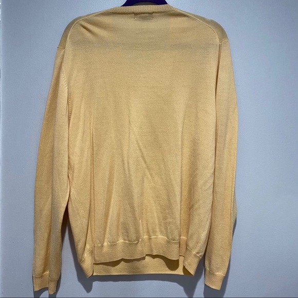 Brooks Brothers 346 100% Merino Wool V Neck Sweater Yellow Size Large - Picture 2 of 7